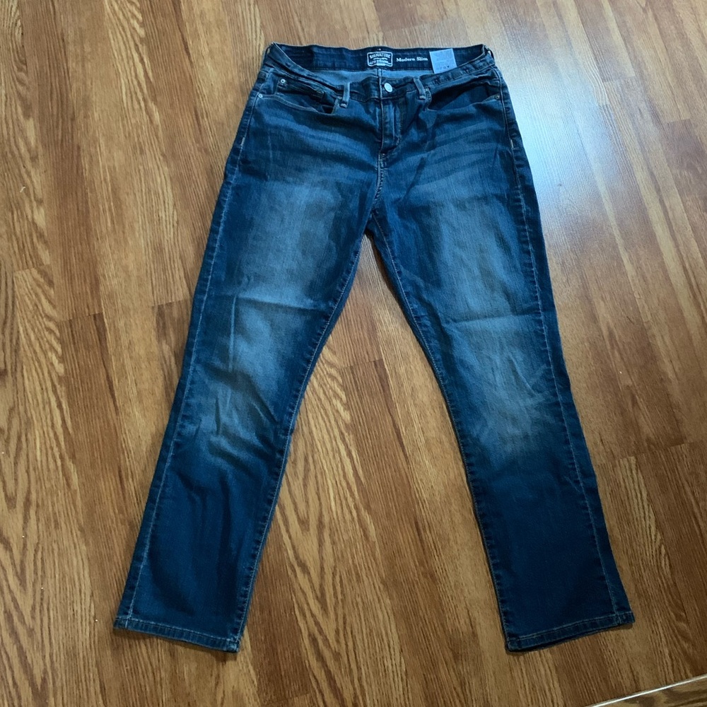 Levi jeans